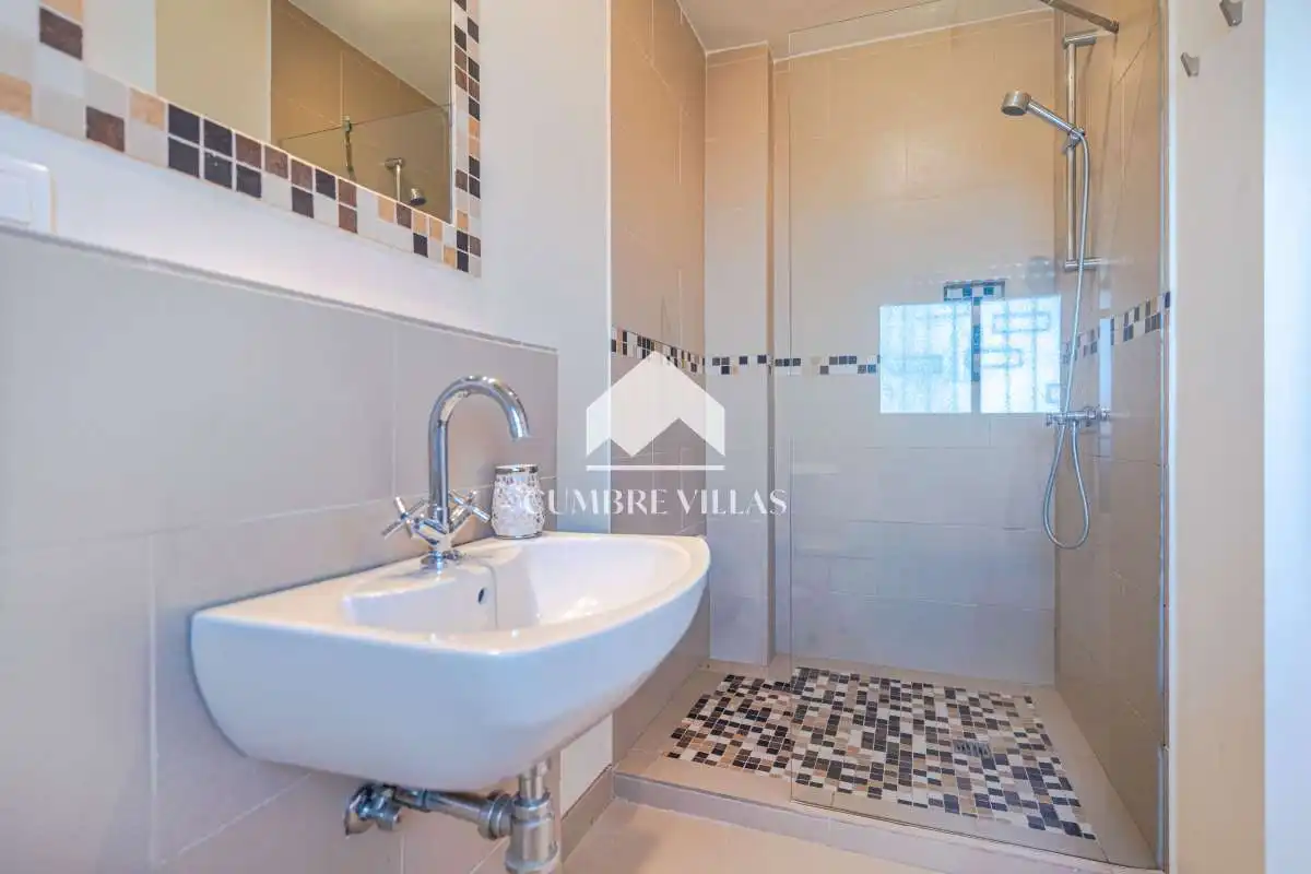 Bathroom of Houses for sale in Salobreña  with Private garden, Terrace and Internet