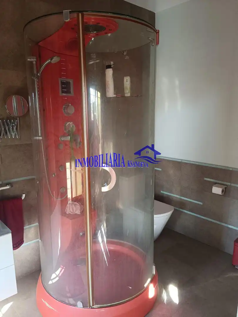 Villa mit Pool zum Verkauf in La Carlota, imagen 34