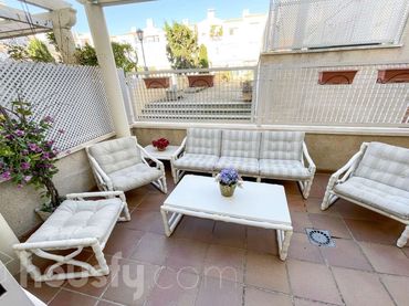 Casa con piscina in vendita a Calle Maimónides .