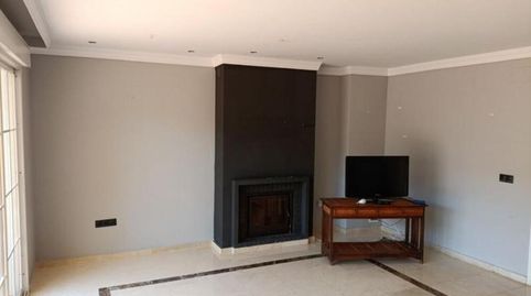 Foto 2 de Casa adosada en venta en Calahonda, Mijas