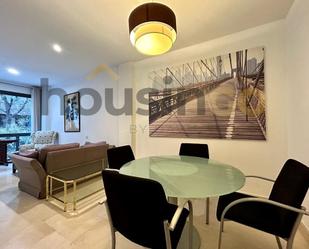 Menjador de Apartament de lloguer en  Madrid Capital amb Aire condicionat i Balcó