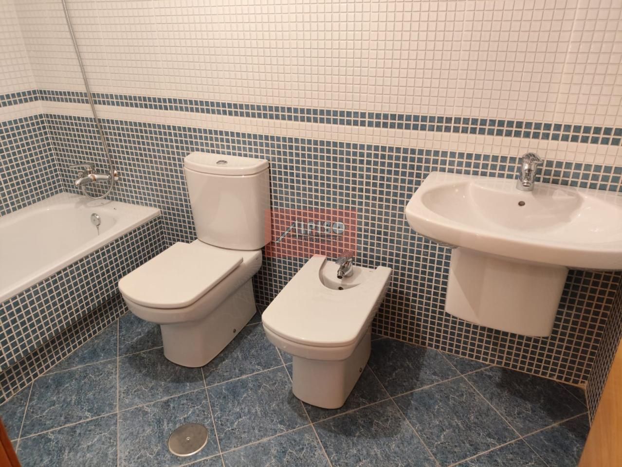 Bathroom of Duplex for sale in Ourense Capital   with Heating, Terrace and Balcony