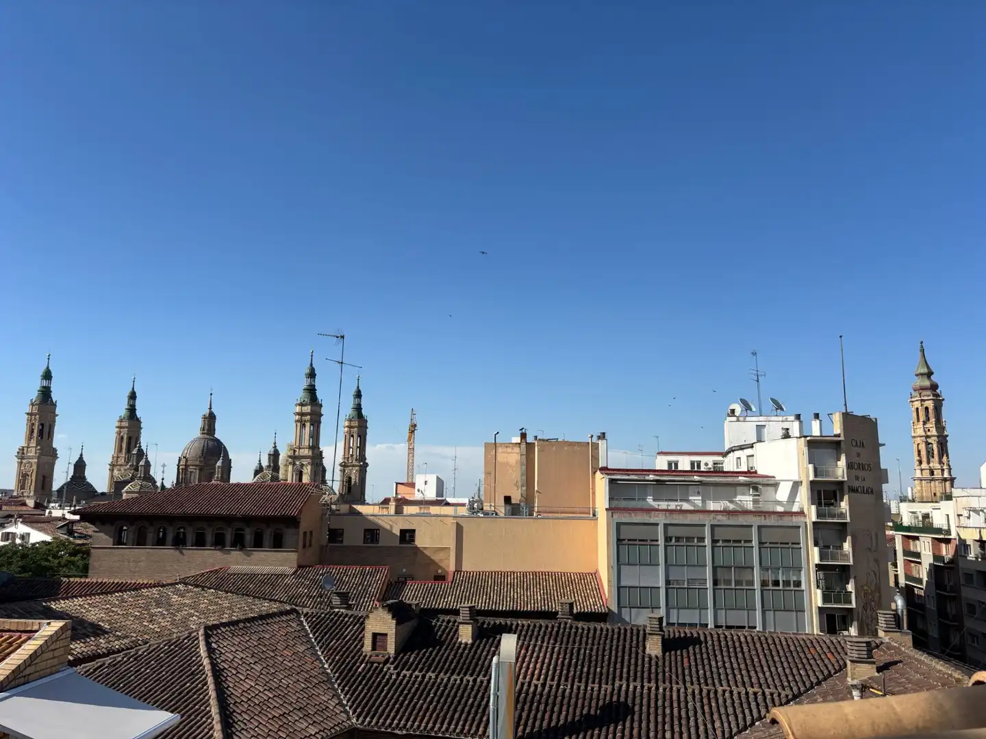 Vista exterior de Piso de alquiler en Zaragoza con Calefacción, Parquet y Terraza