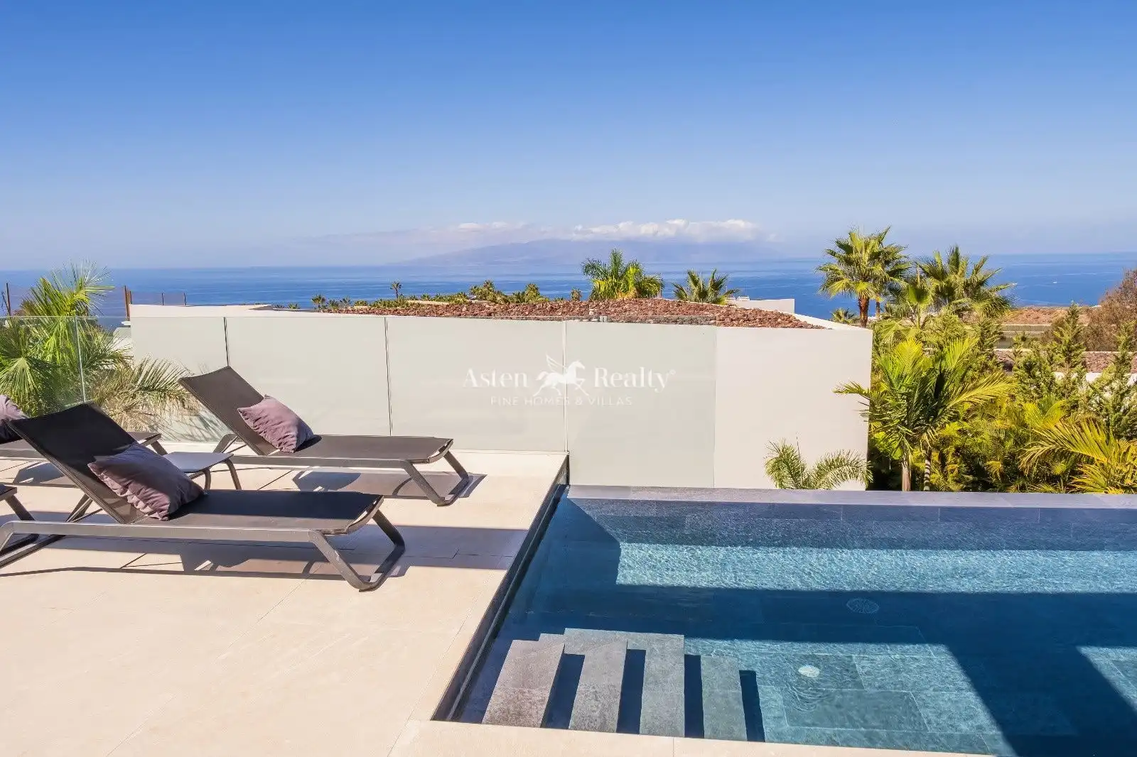 Casa amb piscina en venda a Josefina de la Torre, imagen 4