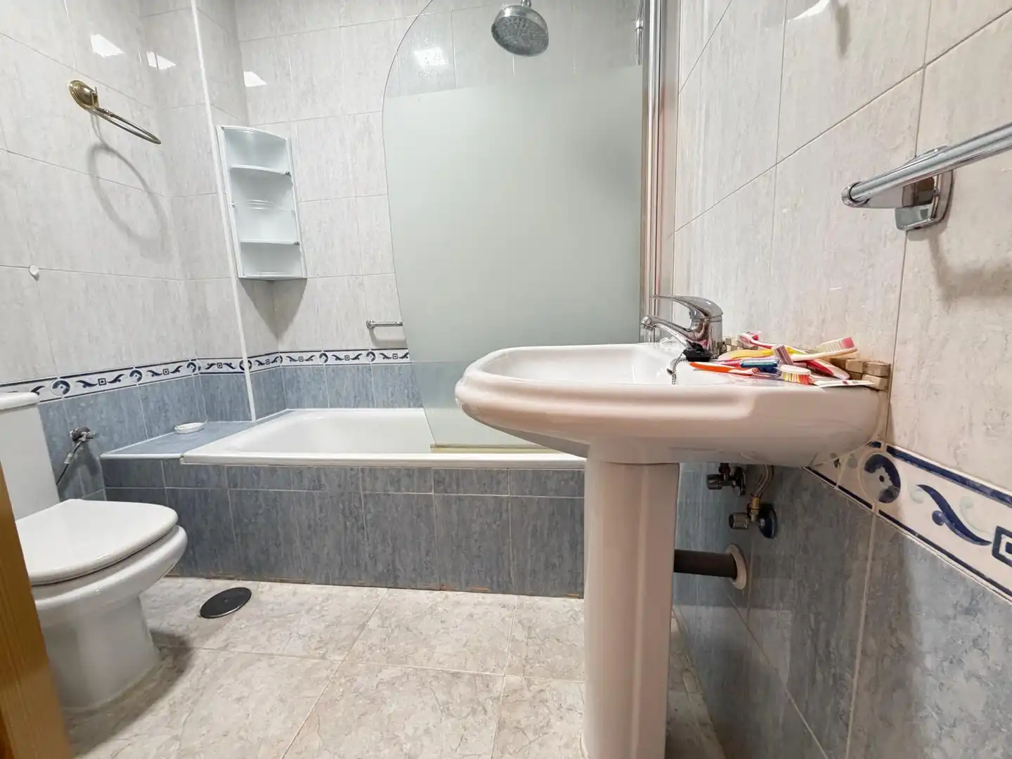 Bany de Casa o xalet en venda en Chozas de Canales