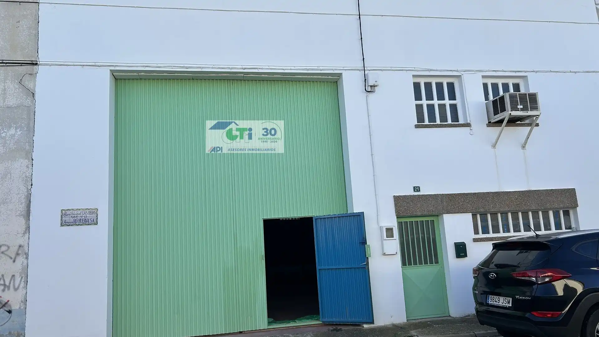 Vista exterior de Nave industrial en venta en Cadrete