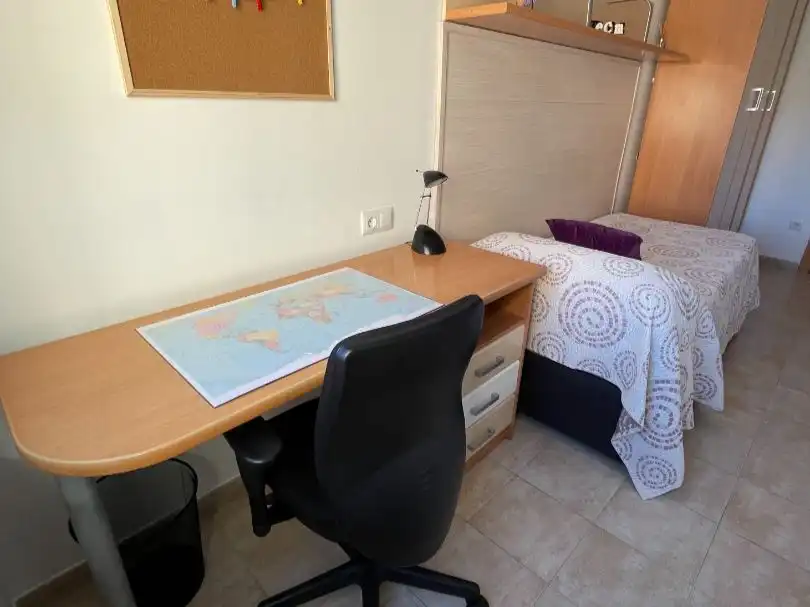 Bedroom of Flat for share in Vila-seca  with Heating, Terrace and Swimming Pool