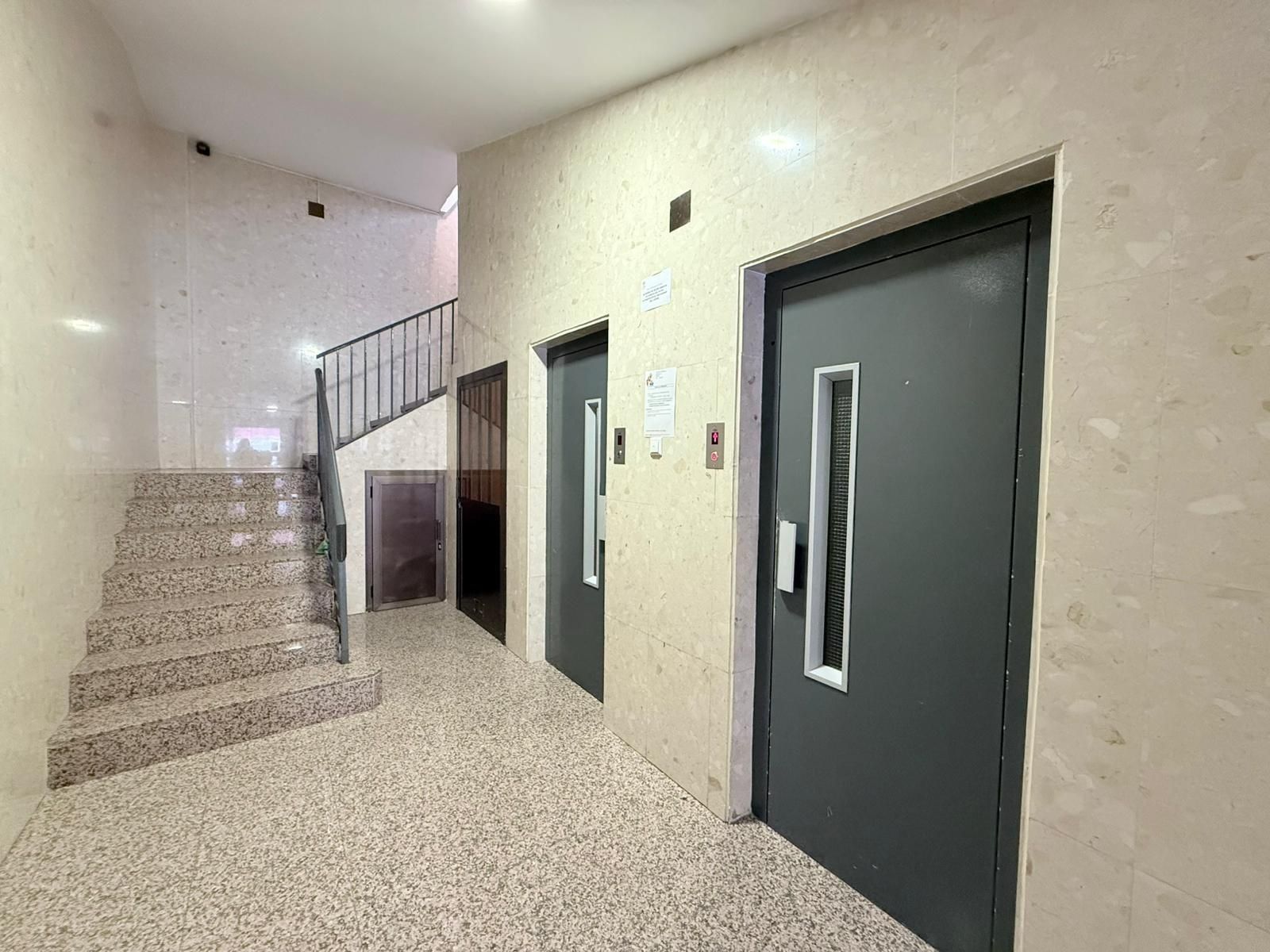 Piso en venta en  Zaragoza Capital con Calefacción