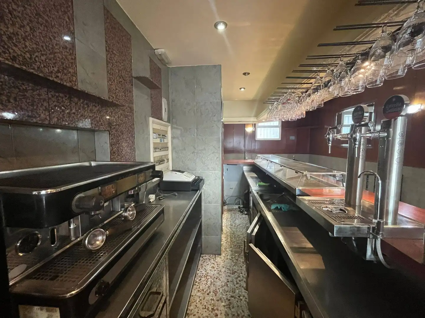 Cocina de Local en venta en Madrid con Aire acondicionado y Amueblado