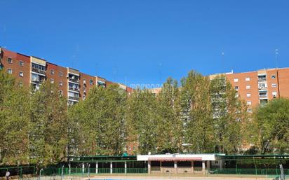 Vista exterior de Pis en venda en Alcorcón amb Aire condicionat, Calefacció i Terrassa