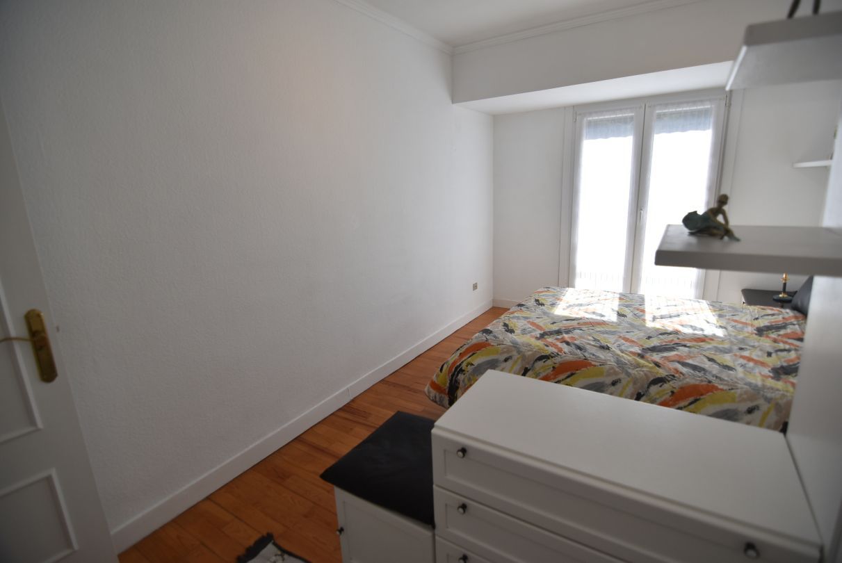 Bedroom of Flat for sale in Eibar  with Terrace, Furnished and Balcony
