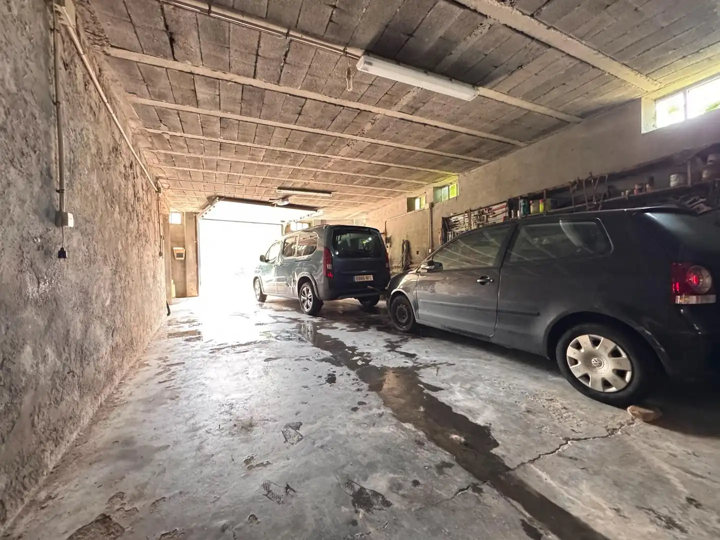 Aparcament de Casa o xalet en venda en Pontevedra Capital  amb Calefacció, Terrassa i Balcó