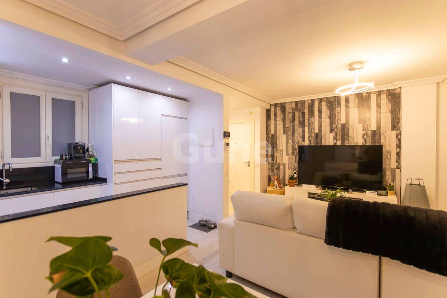 Wohnzimmer von Wohnung zum Verkauf in Beasain mit Heizung, Abstellraum und Möbliert