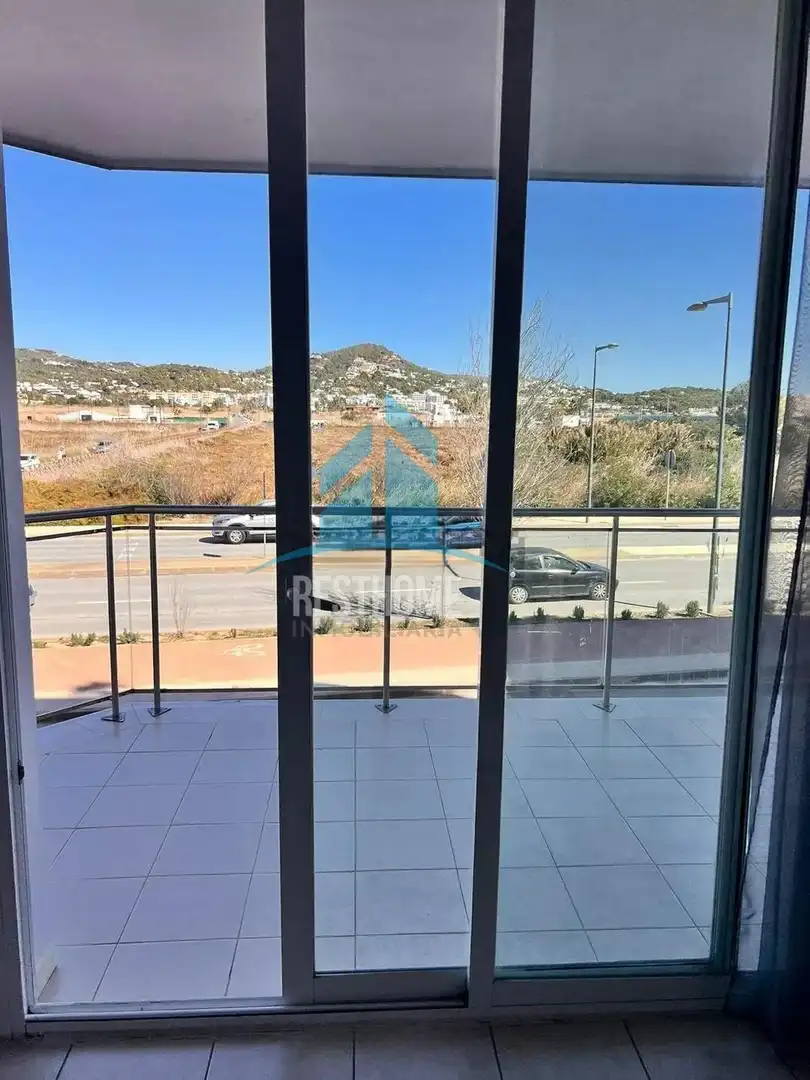 Vista exterior de Apartament en venda en Eivissa amb Aire condicionat, Calefacció i Jardí privat