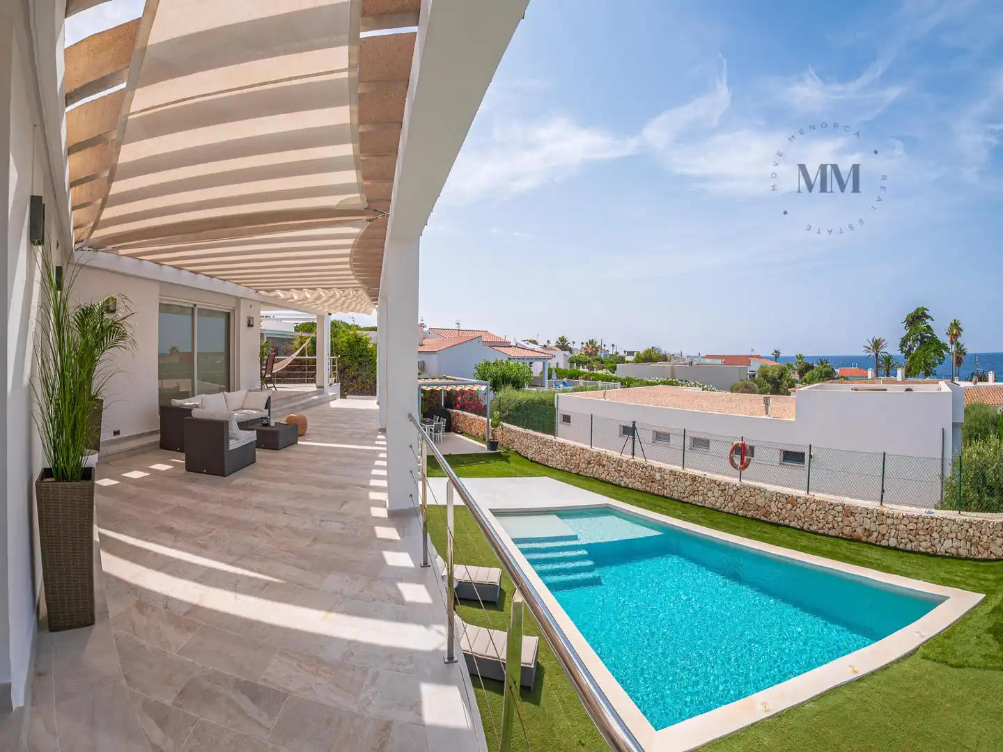 Terrassa de Casa o xalet en venda en Sant Lluís amb Aire condicionat, Jardí privat i Terrassa