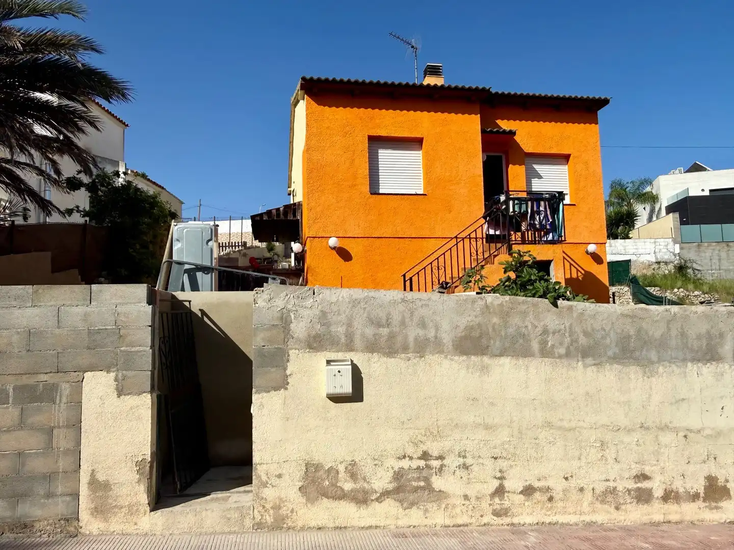 Casa amb jardí en venda a La Pobla de Montornès, imagen 4