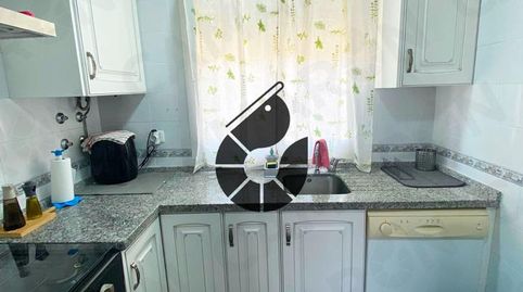 Foto 5 de Casa adosada en venta en Centro, Bormujos