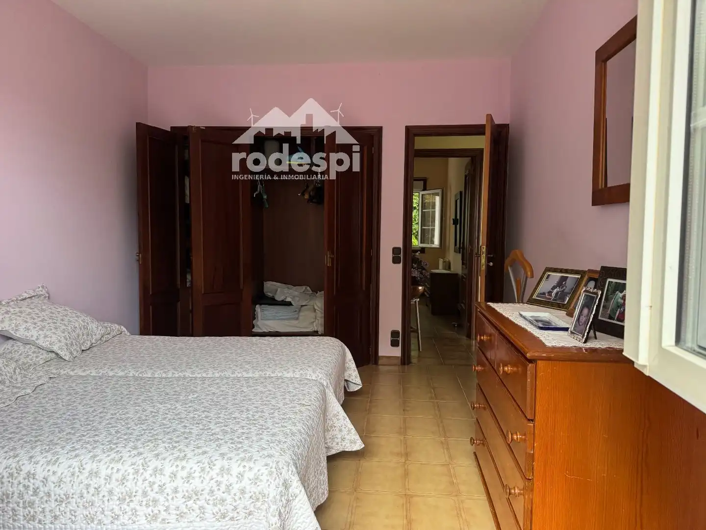 Schlafzimmer von Haus oder Chalet zum Verkauf in Sanxenxo mit Heizung, Abstellraum und Möbliert