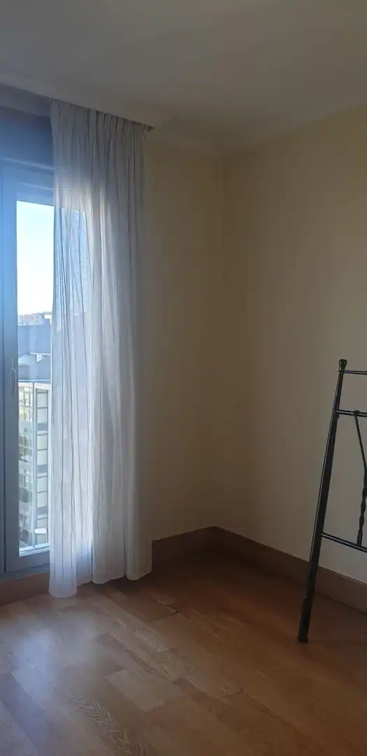 Habitación de Apartamento de alquiler en Santiago de Compostela  con Calefacción, Parquet y Trastero