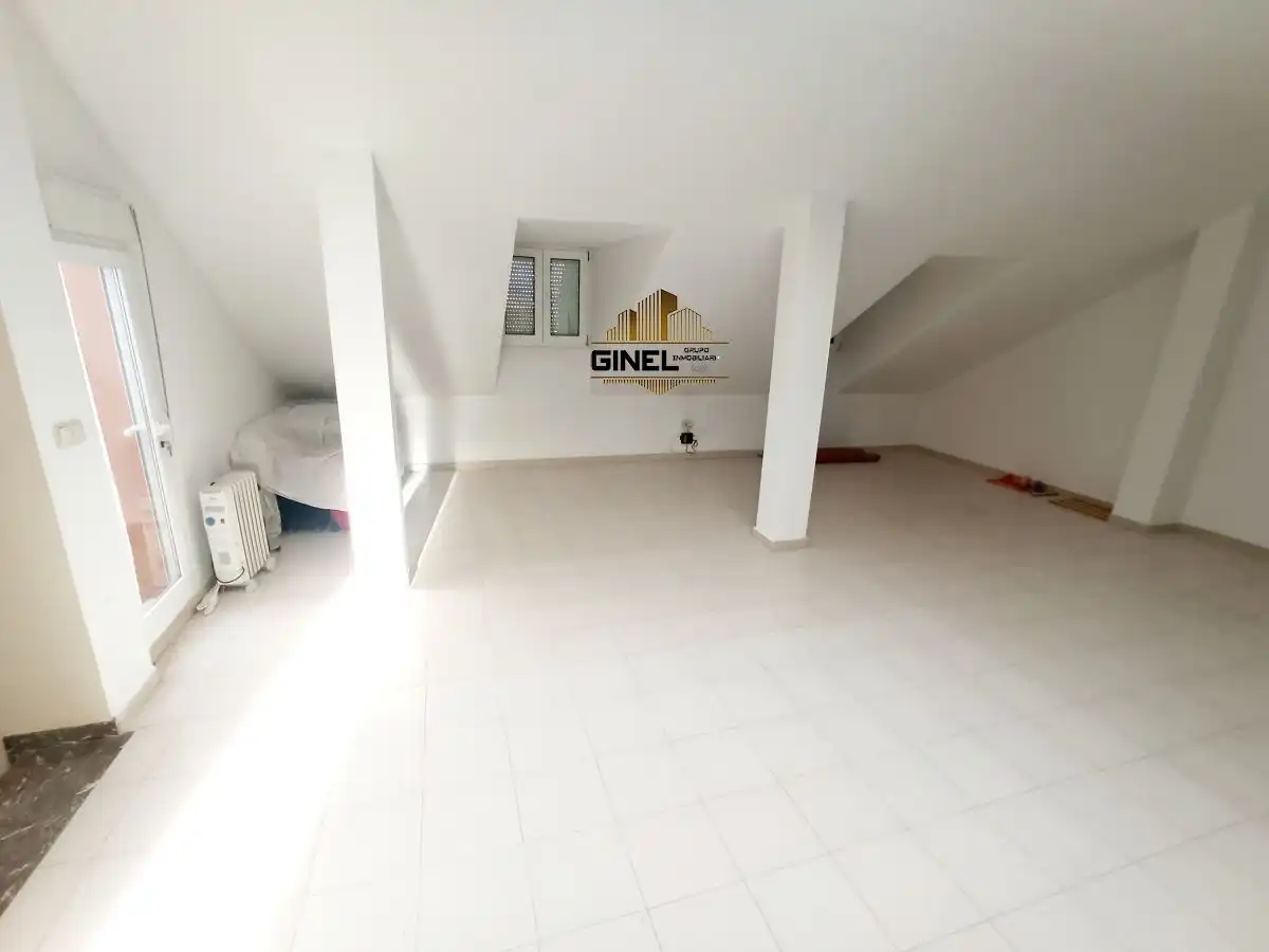 Casa o xalet en venda en Jaén amb Aire condicionat, Calefacció i Terrassa