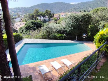 Villa avec balcon à vendre à Premià de Dalt