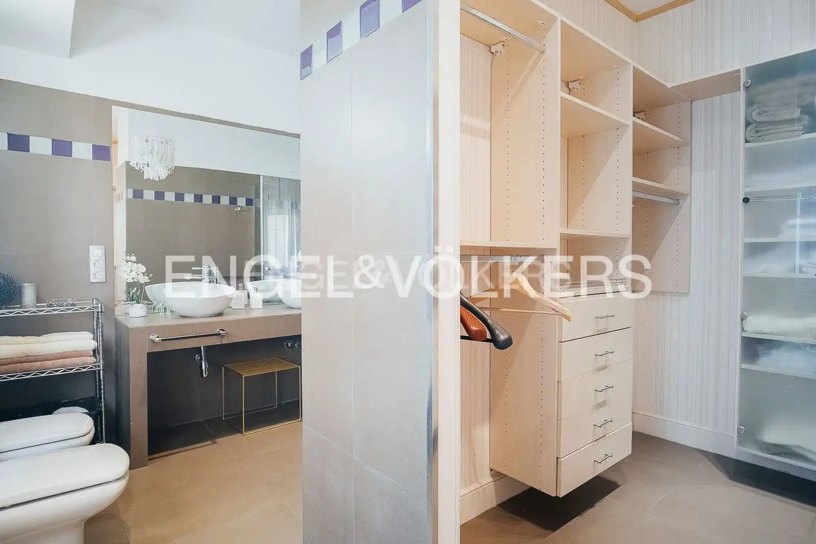 Bedroom of Flat for rent in Madrid  with Air Conditioner, Heating and Furnished