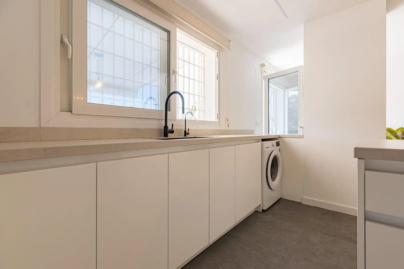Cocina de Piso de alquiler en Murcia con Aire acondicionado y Terraza
