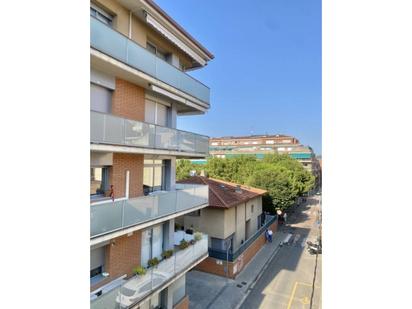 Vista exterior de Àtic en venda en Sant Cugat del Vallès amb Aire condicionat, Terrassa i Balcó