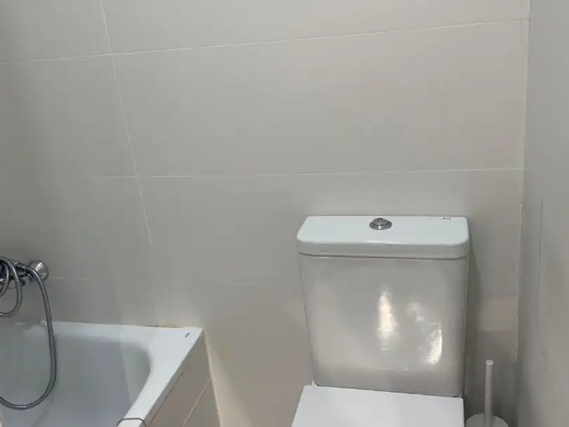 Bany de Pis de lloguer en  Madrid Capital amb Aire condicionat
