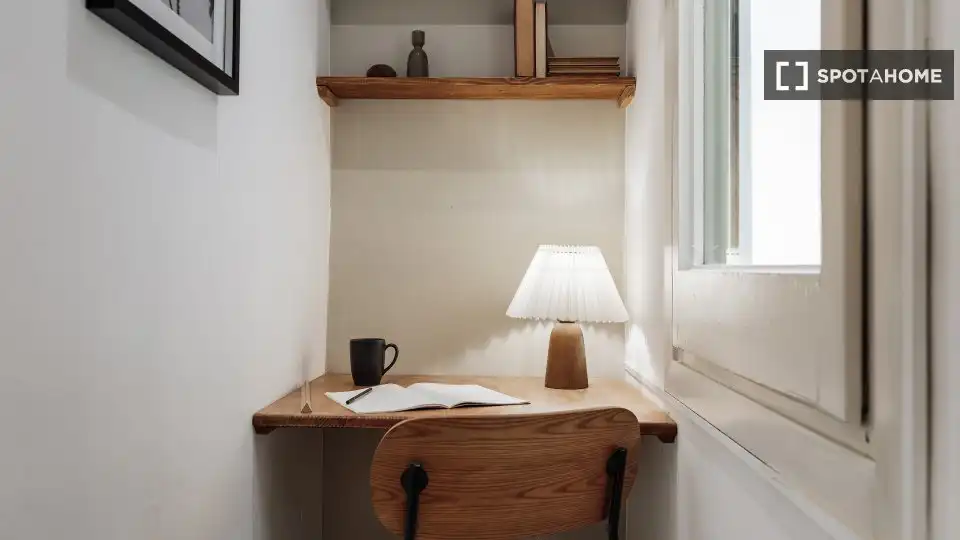 Bedroom of Flat for rent in Barcelona  with Air Conditioner, Heating and Furnished