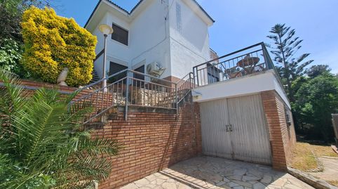 Foto 2 de Casa o xalet en venda a Castellví de Rosanes, Barcelona
