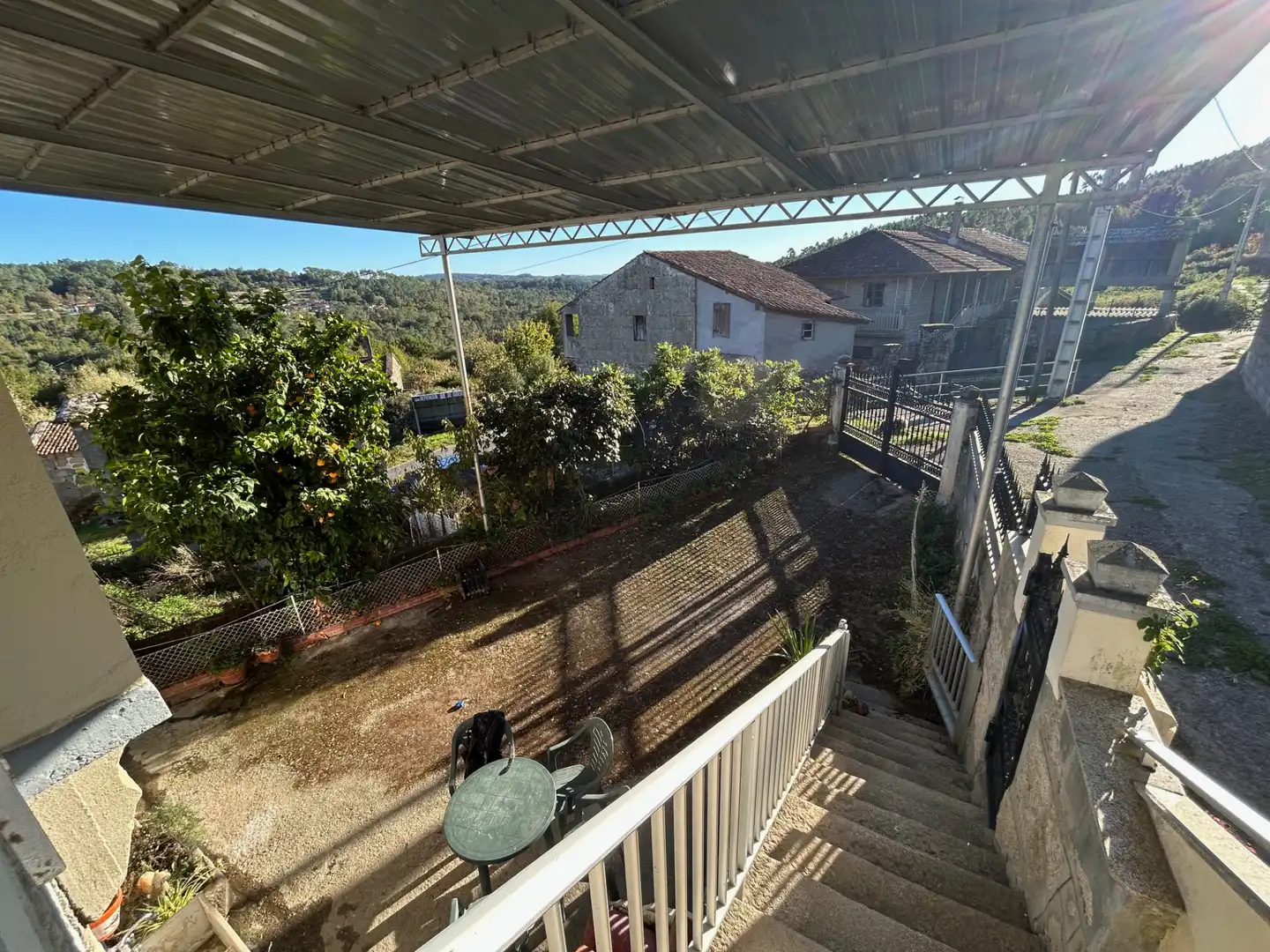 Vista exterior de Casa o xalet en venda en Maside amb Calefacció, Jardí privat i Terrassa