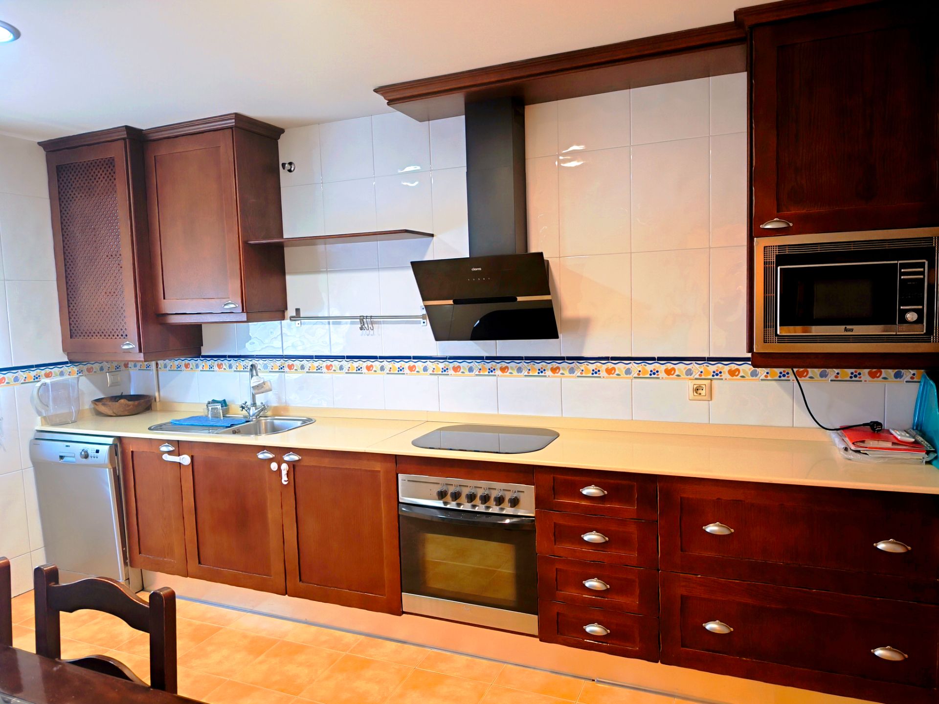 Cocina de Casa adosada en venta en Ciudad Real Capital con Aire acondicionado, Calefacción y Jardín privado