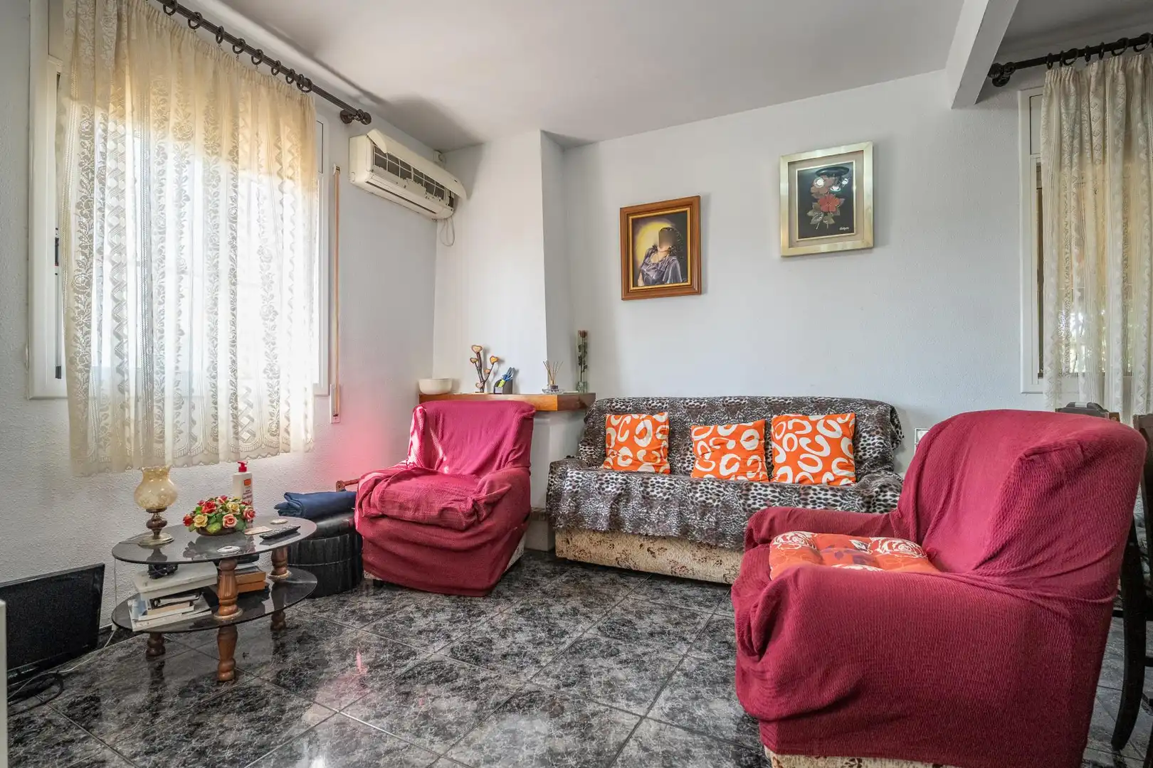 Sala de estar de Finca rústica en venta en Riudoms con Calefacción y Jardín privado