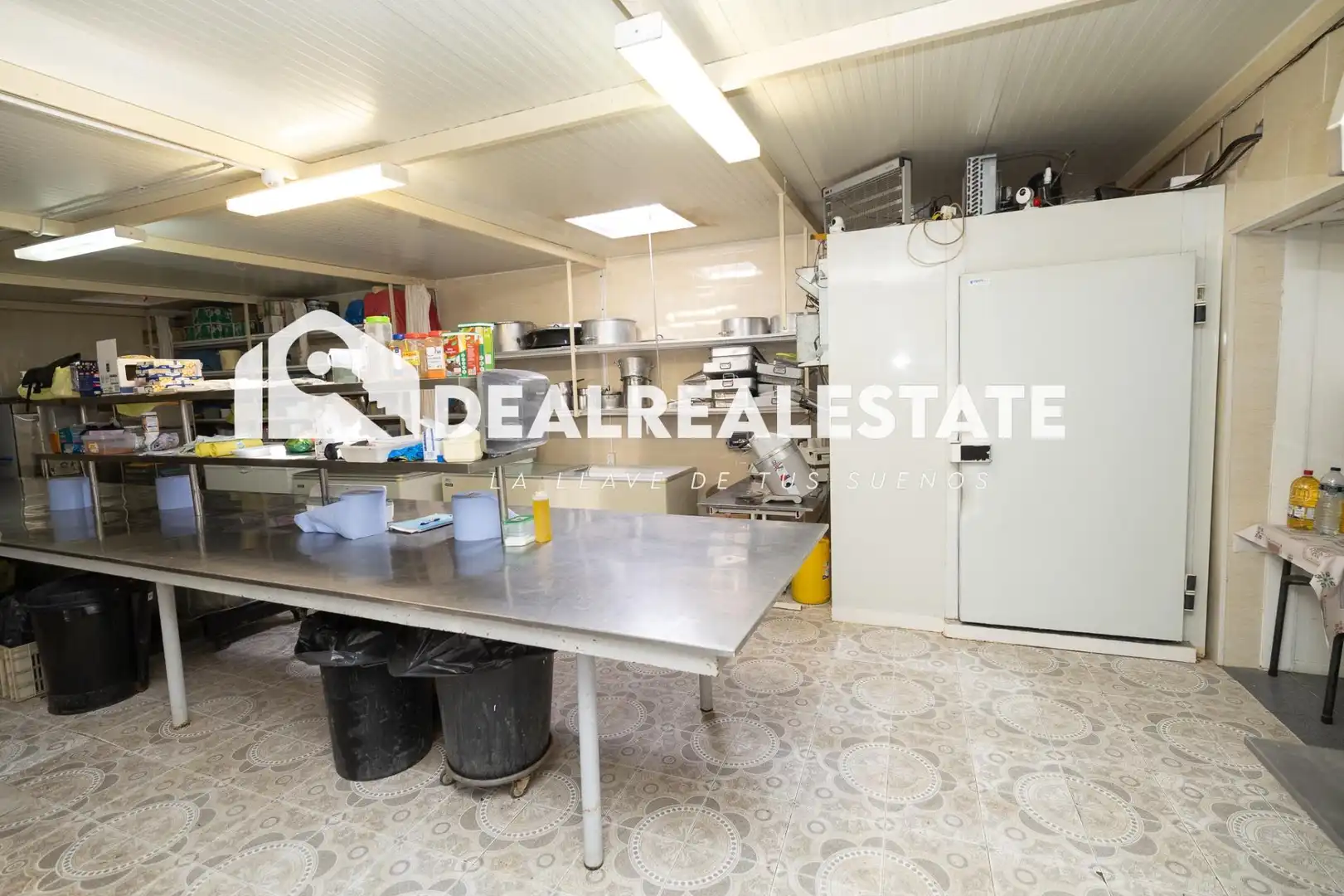 Local en venta en Calle FRAY LEOPOLDO ALPANDEIRE, Torre de la Reina