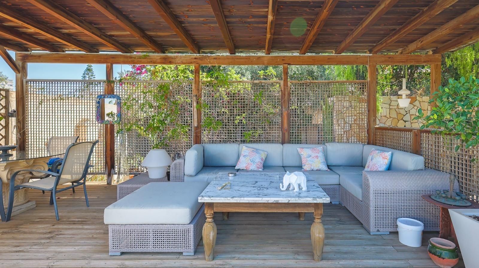 Terrace of House or chalet for sale in Alicante / Alacant  with Air Conditioner, Private garden and Terrace