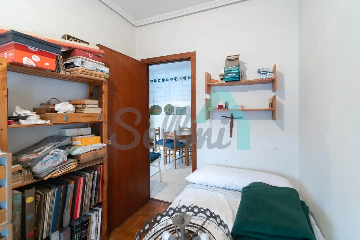 Habitación de Piso en venta en Oviedo  con Calefacción, Parquet y Terraza