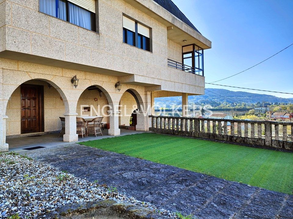 Exterior view of House or chalet for sale in Redondela  with Heating, Private garden and Terrace