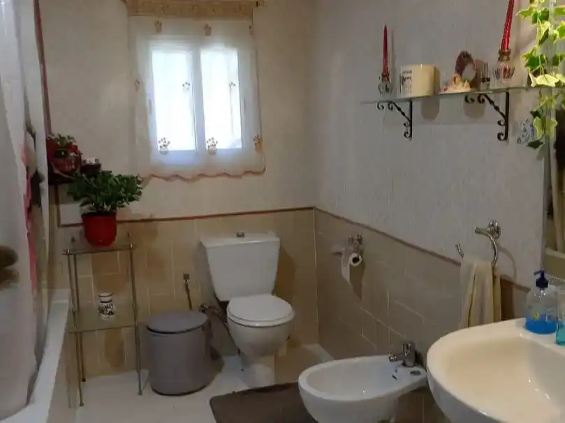 Bany de Casa o xalet en venda en Andilla, Valencia