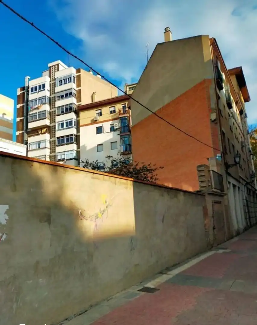 Vista exterior de Residencial en venta en Zaragoza