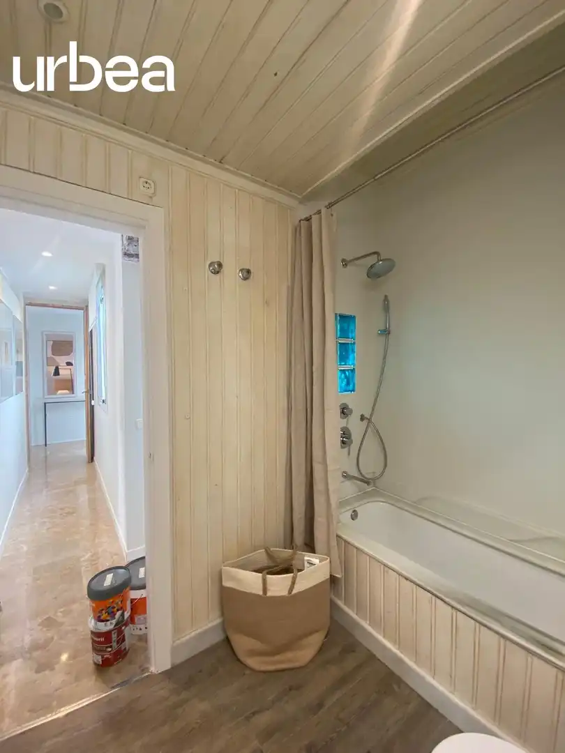 Baño de Ático de alquiler en Málaga con Terraza, Amueblado y Balcón