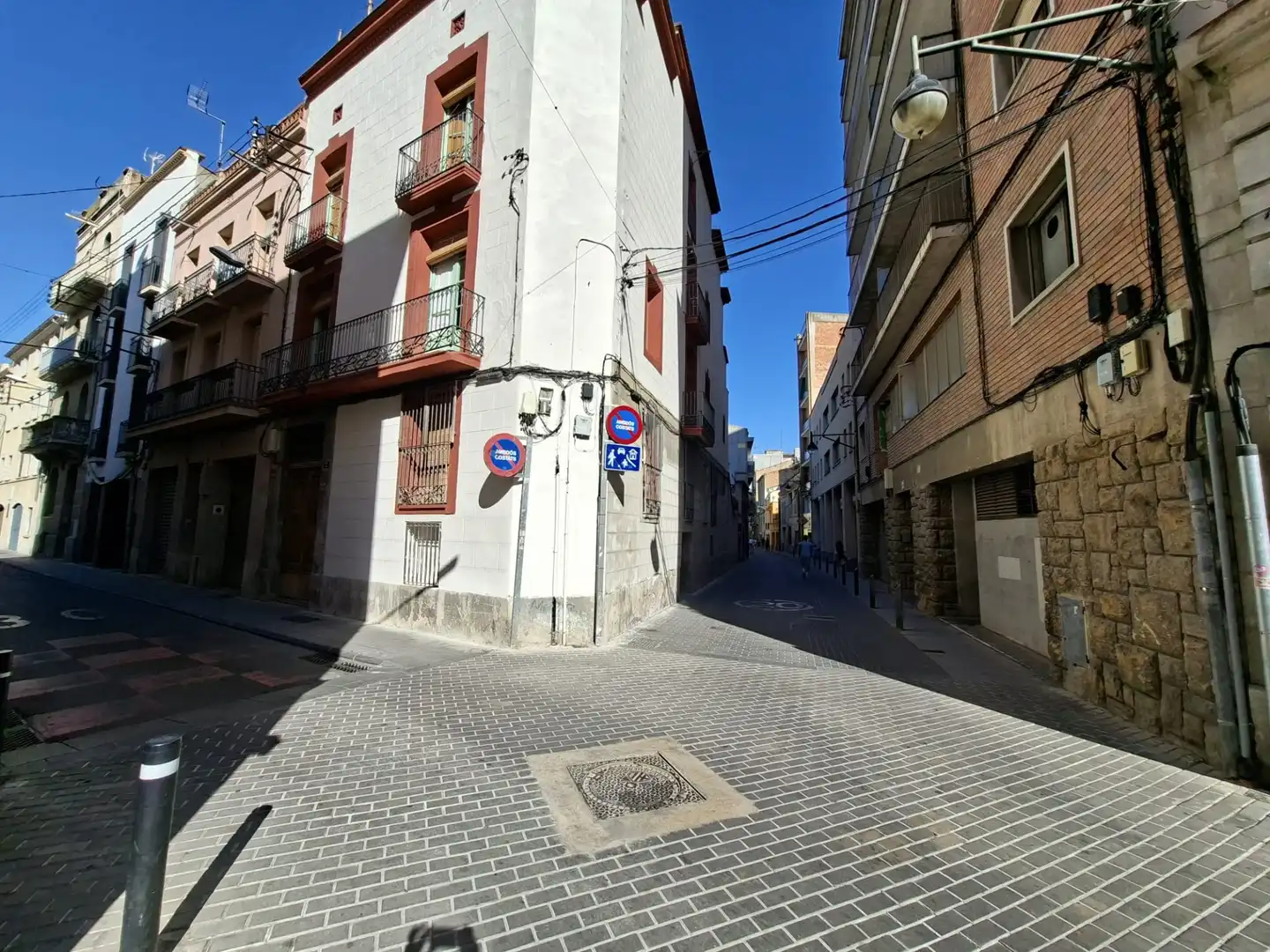 Vista exterior de Edificio en venta en Igualada