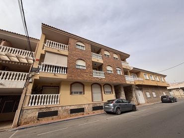 Apartament amb ascensor en venda a Los Peñascos - El Salero - Los Imbernones