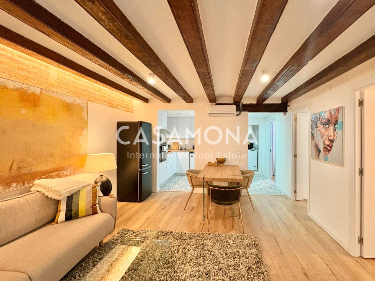 Exterior view of Apartment to rent in  Barcelona Capital  with Air Conditioner, Heating and Furnished