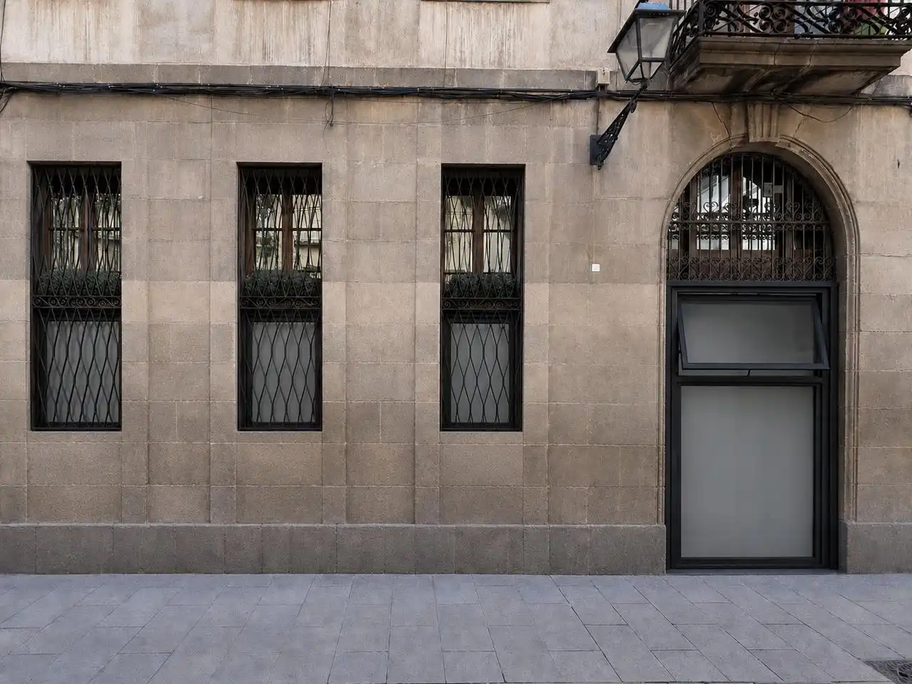 Vista exterior de Local de alquiler en Barcelona