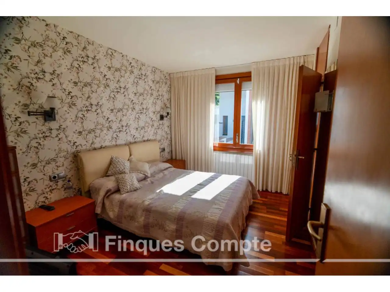 Habitación de Casa o chalet en venta en Roda de Berà con Aire acondicionado, Calefacción y Jardín privado
