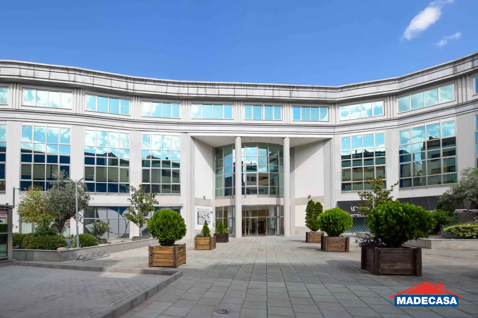 Vista exterior de Oficina de alquiler en Pozuelo de Alarcón con Aire acondicionado