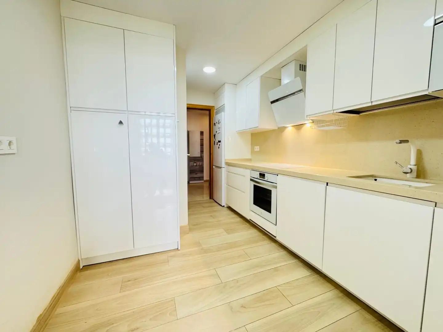 Küche von Wohnung zum Verkauf in Algeciras mit Terrasse