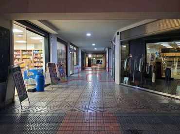 Locale commerciale in vendita a Durango