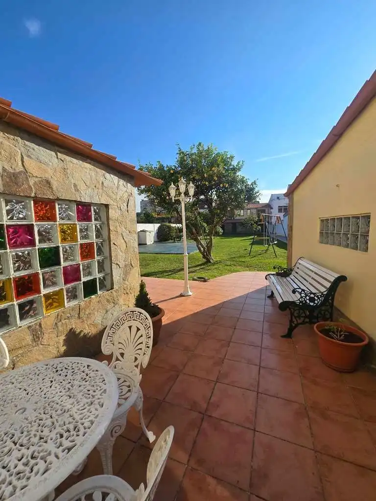 Casa con jardín en venta en Mugardos, imagen 5